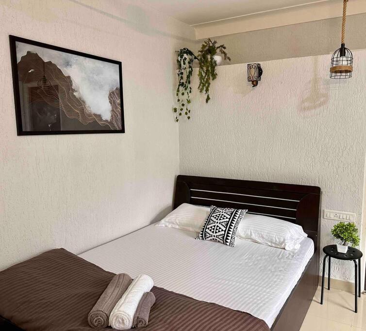 The Swing: Private In Koregaon Park Pune