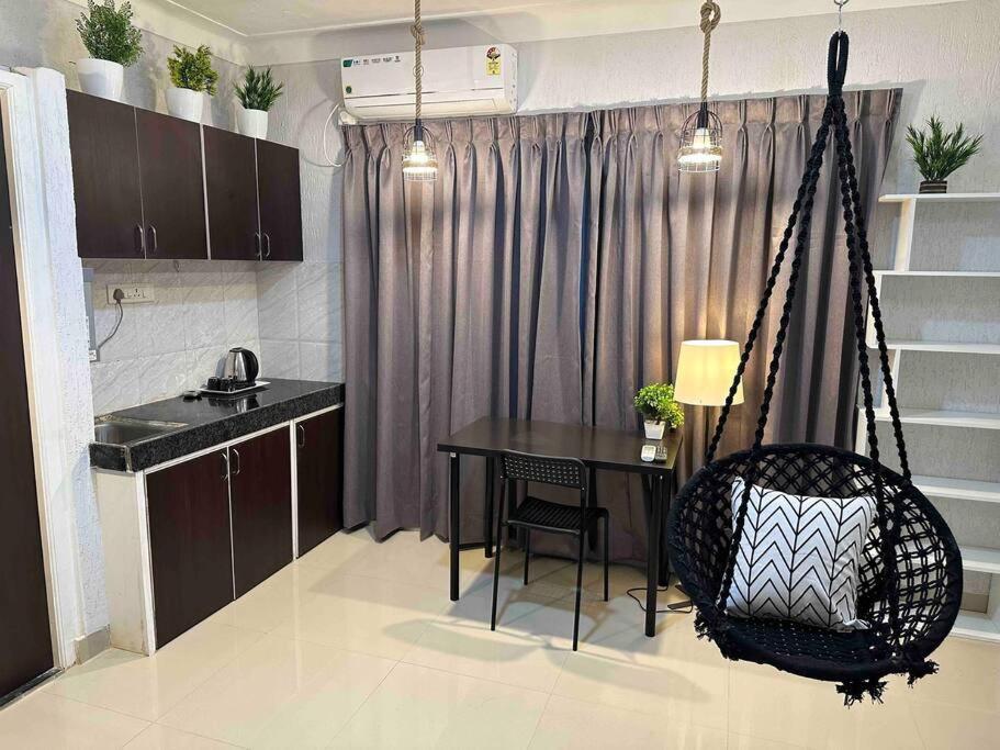 The Swing: Private In Koregaon Park Apartment *